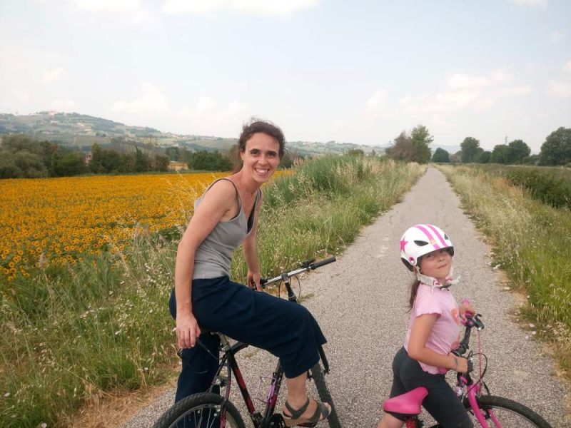 familie op spoleto Assisi fietspad