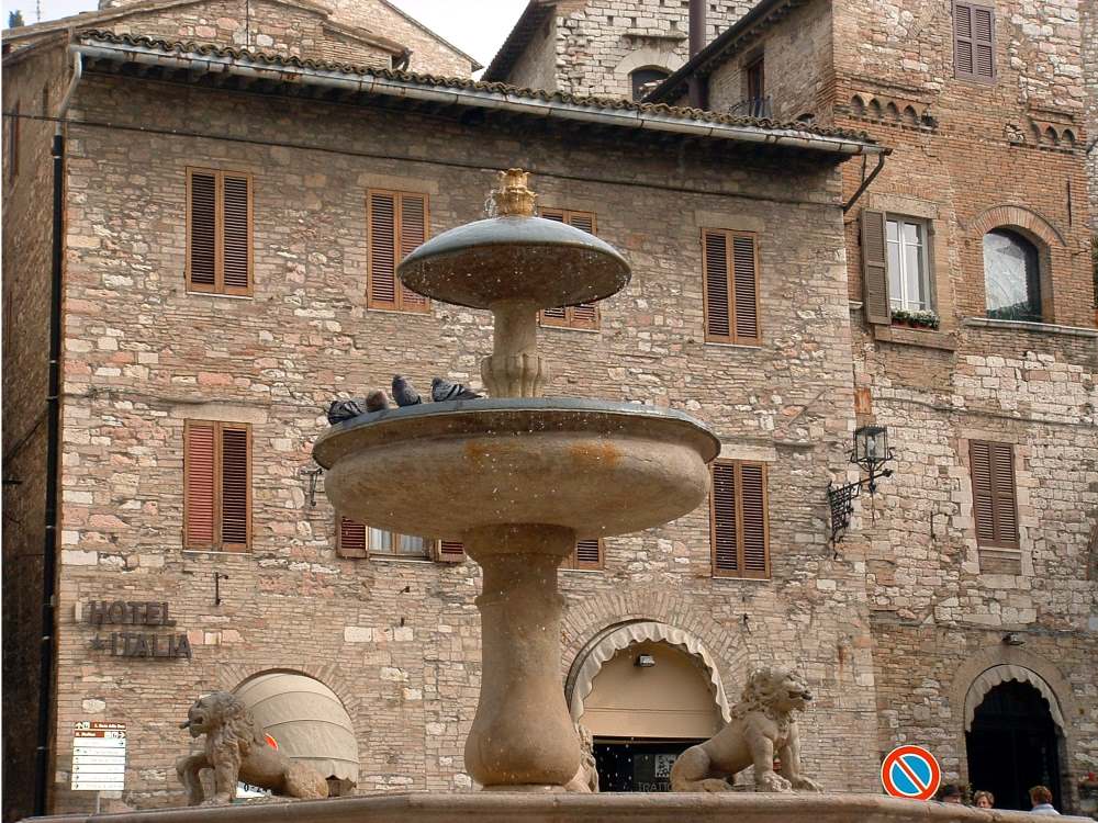 Assisi fountain